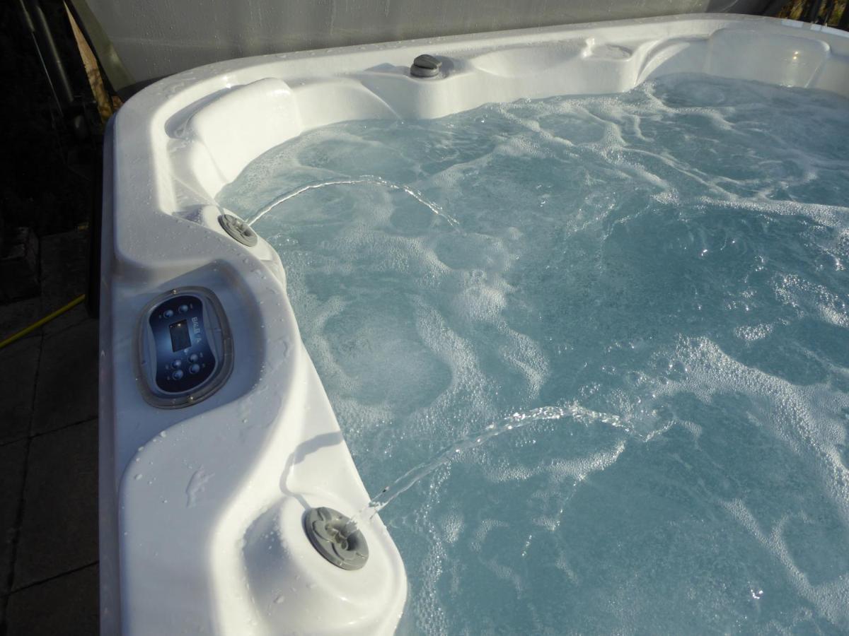 South View Country House Sleeps 12 - Hot Tub - Views Henley-in-Arden Экстерьер фото